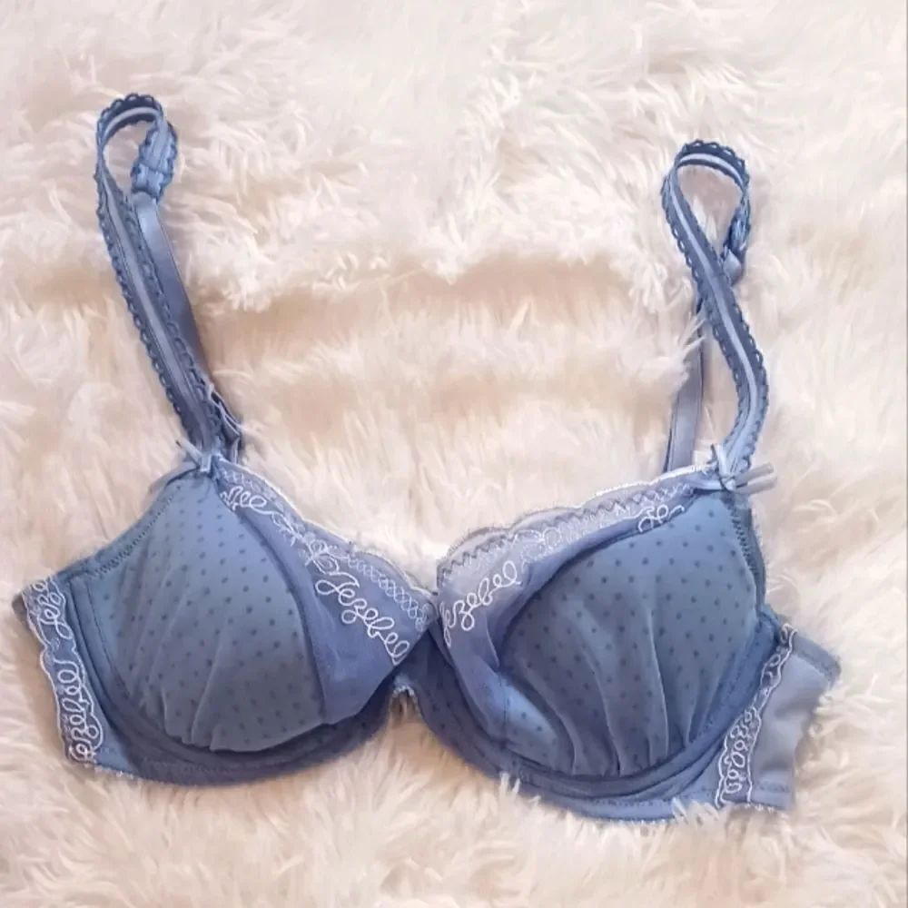 Jezebel Bra 34B Underwire